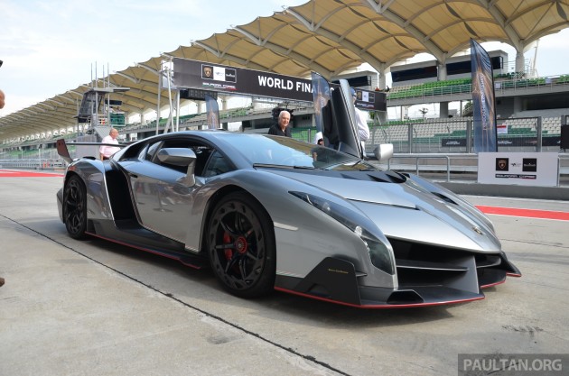 Lamborghini recalls every Veneno, 5,900 Aventadors