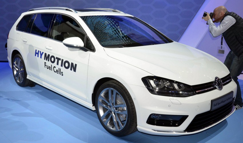 Volkswagen Golf SportWagen HyMotion debuts in LA 290039