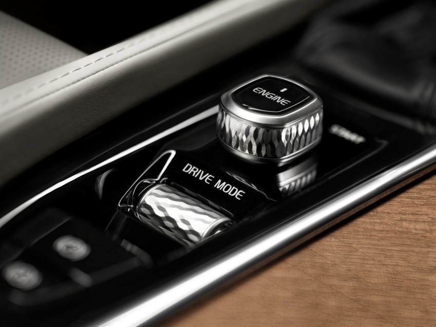 Volvo XC90 T8 plug-in hybrid detailed: 400 hp, 640 Nm 294849