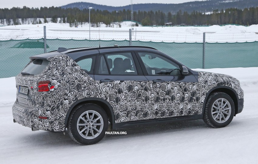 SPIED: F48 BMW X1 – FWD SUV loses some camo 319310