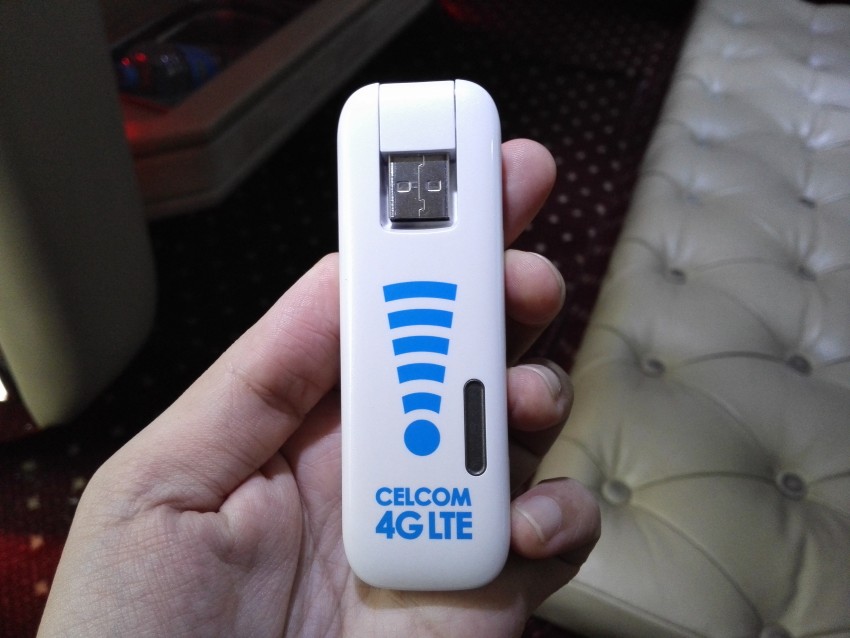 Fast internet on-the-go – 4G LTE PortaWiFi by Celcom 296084