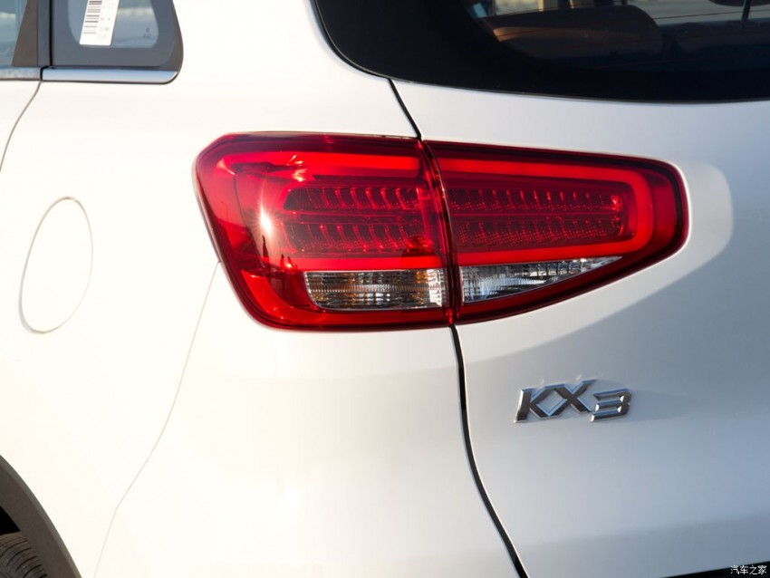 SPIED: Kia KX3 B-segment SUV in full production trim 298886