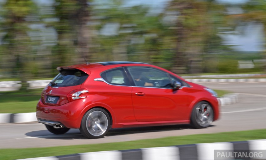 Ford Fiesta ST vs Peugeot 208 GTi vs Renault Clio RS – which one is the best hot hatch on sale in Malaysia? 297934
