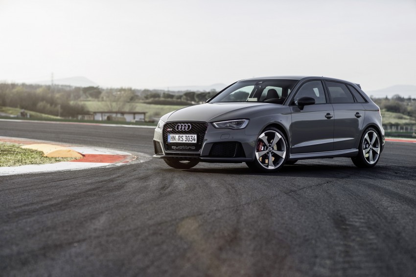 Audi RS3 Sportback now with 367 PS to beat A 45 AMG Image #329387