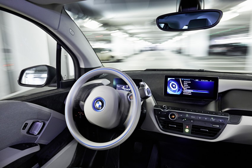 BMW brings fully-autonomous driving closer to reality 296488