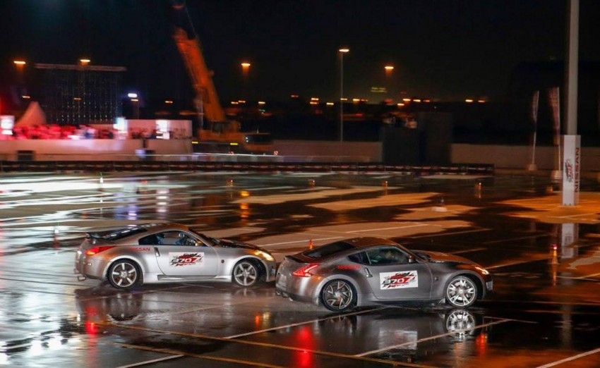 Nissan Z car duo set new world record for longest drift 296653