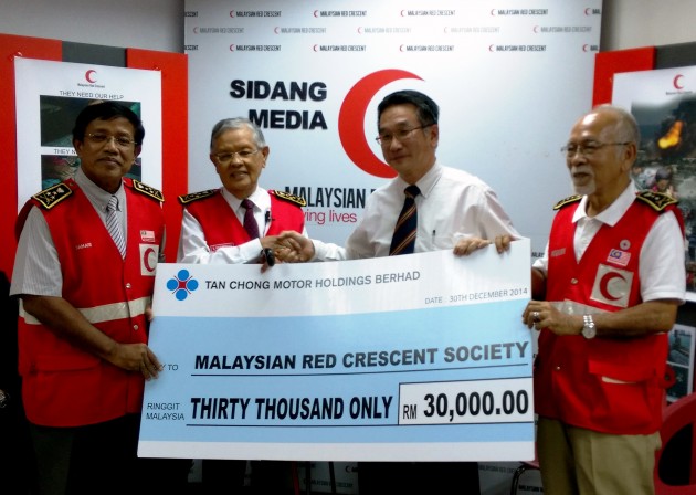 tan-chong-motor-holdings-donates-to-flood-victims