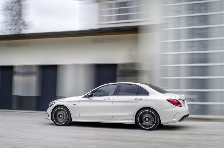 Mercedes-Benz C 450 AMG 4Matic debuts – sportier chassis, 3.0 litre twin-turbo V6 with 362 hp and 518 Nm 303075