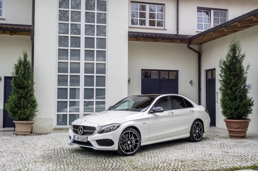 Mercedes-Benz C 450 AMG 4Matic debuts – sportier chassis, 3.0 litre twin-turbo V6 with 362 hp and 518 Nm 303058