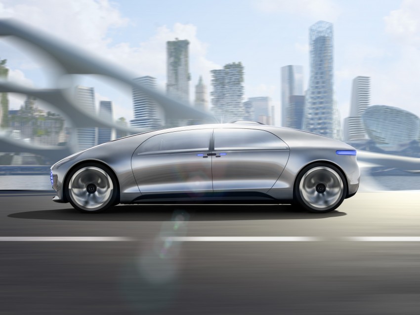 Mercedes-Benz F 015 Luxury in Motion debuts at CES 300871