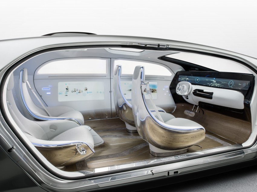 Mercedes-Benz F 015 Luxury in Motion debuts at CES 300872