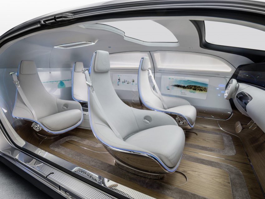 Mercedes-Benz F 015 Luxury in Motion debuts at CES 300880