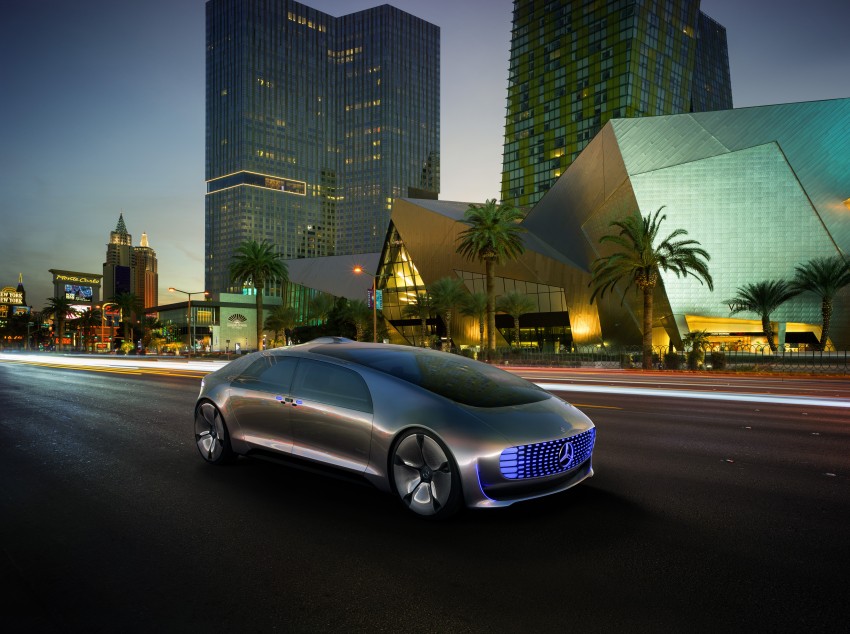 Mercedes-Benz F 015 Luxury in Motion debuts at CES 300780