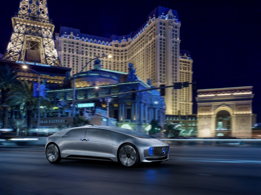 Mercedes-Benz F 015 Luxury in Motion debuts at CES 300817