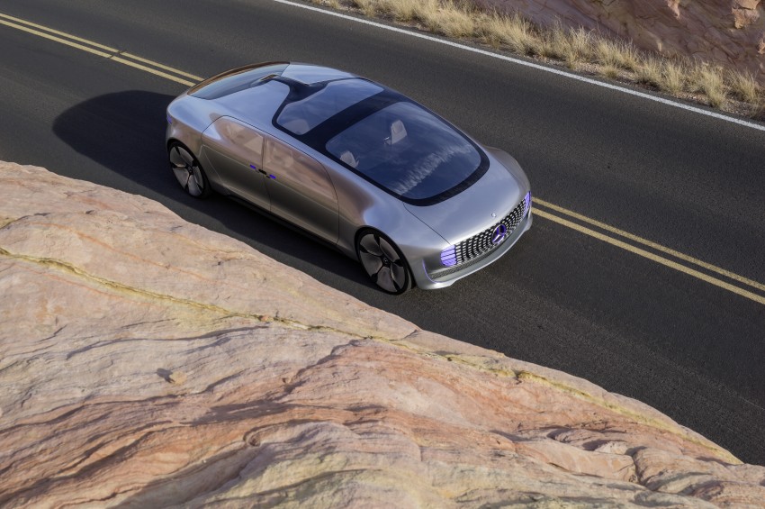 Mercedes-Benz F 015 Luxury in Motion debuts at CES 300824