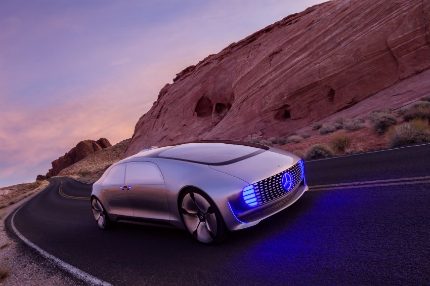 Mercedes-Benz F 015 Luxury in Motion debuts at CES 300781