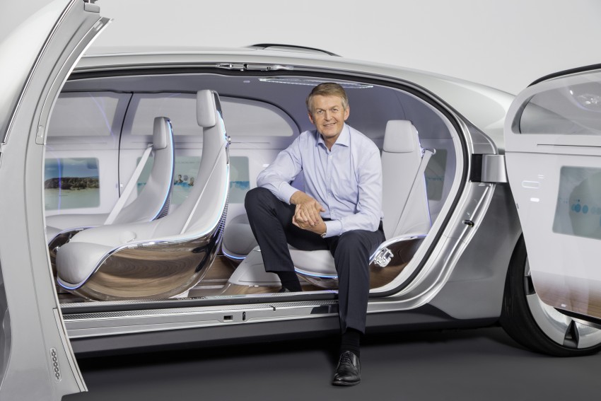 Mercedes-Benz F 015 Luxury in Motion debuts at CES 300856