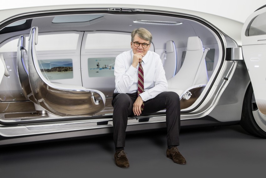 Mercedes-Benz F 015 Luxury in Motion debuts at CES 300858