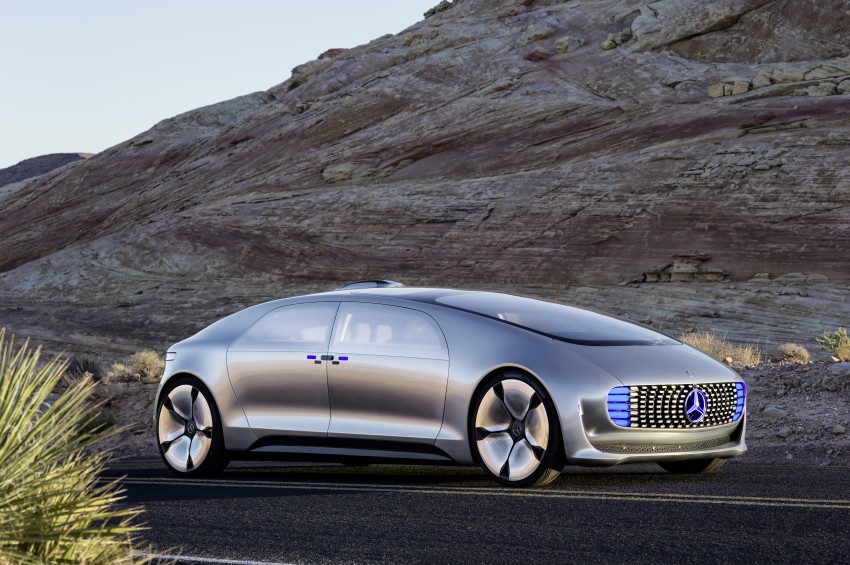 Mercedes-Benz F 015 Luxury in Motion debuts at CES 300822