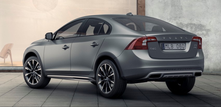 Volvo S60 Cross Country – first sedan CC for Detroit 301106