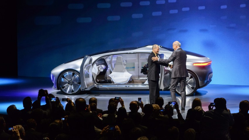 Mercedes-Benz F 015 Luxury in Motion debuts at CES 300785