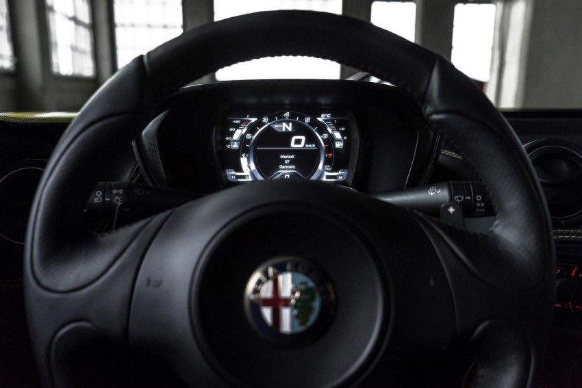 Alfa Romeo 4C Spider bows at 2015 Detroit Auto Show Image #302537