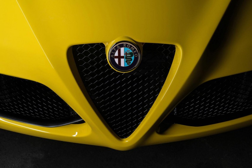 Alfa Romeo 4C Spider bows at 2015 Detroit Auto Show Image #302551