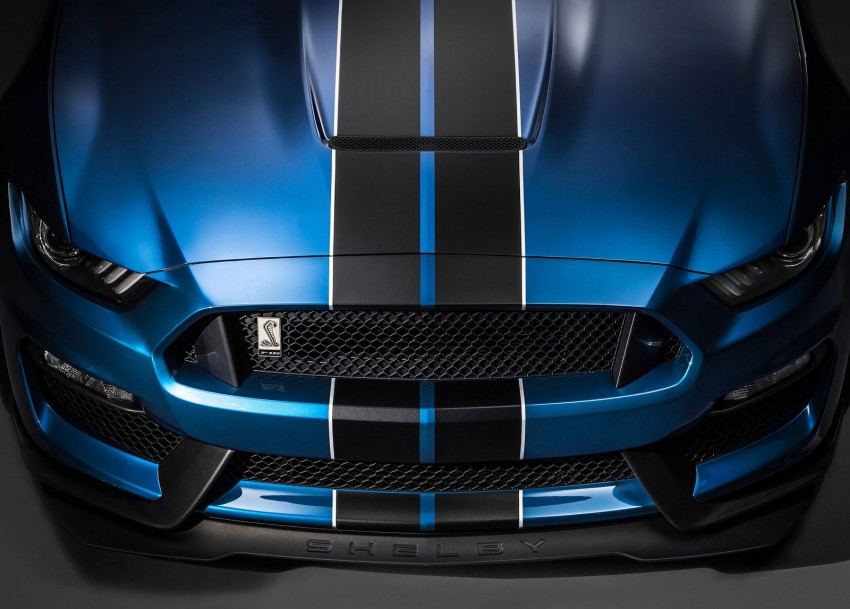 Shelby GT350R – the 5.2 V8 track-ready Ford Mustang 302667
