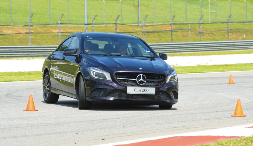 Mercedes-Benz Driving Experience 2014 – redefining the hands-on approach to defensive driver training 306516