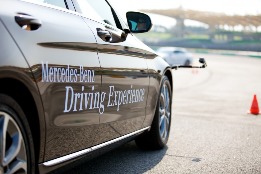 Mercedes-Benz Driving Experience 2014 – redefining the hands-on approach to defensive driver training 306522