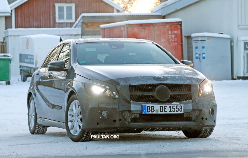 SPYSHOTS: Mercedes-Benz A-Class facelift on test – minimal updates to exterior? 301705