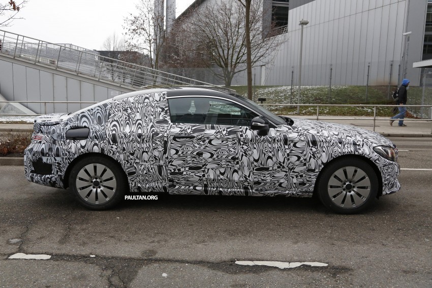 SPIED: Mercedes-Benz C-Class Coupe road testing 305990