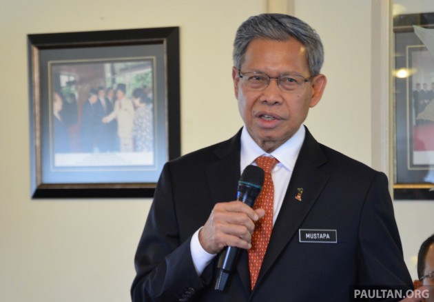 Govt to implement targeted fuel subsidy for B40 to replace current blanket, a matter of time – Mustapa