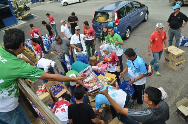 Proton helps flood victims under Flood Relief Mission