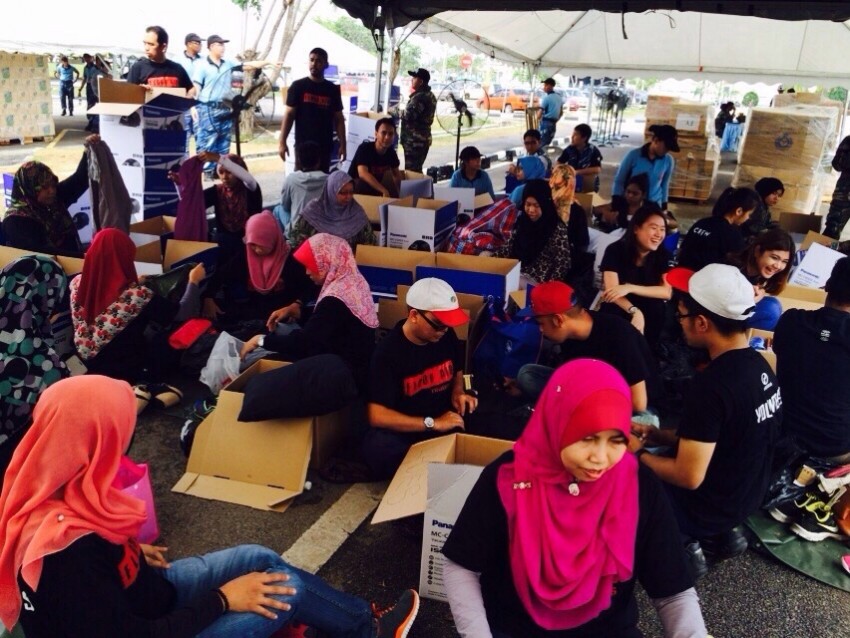 Perodua sending 100 volunteers for flood clean up 303096