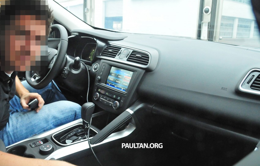SPIED: Next gen Renault Koleos interior revealed 299924