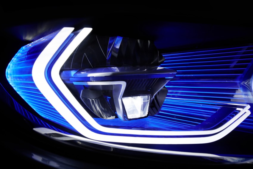CES 2015: BMW M4 Concept Iconic Lights showcases laser and OLED technology for automotive lighting 300348