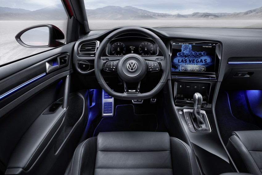 Volkswagen Golf R Touch – a gesture-operated future 300289