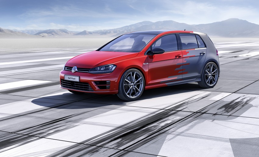 Volkswagen Golf R Touch – a gesture-operated future 300301