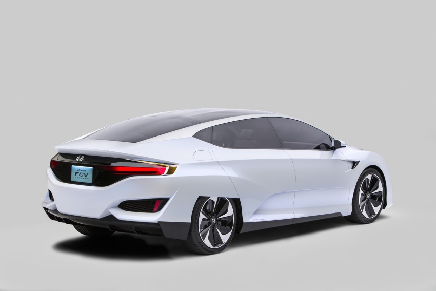 Honda FCV concept makes its North American debut 303276