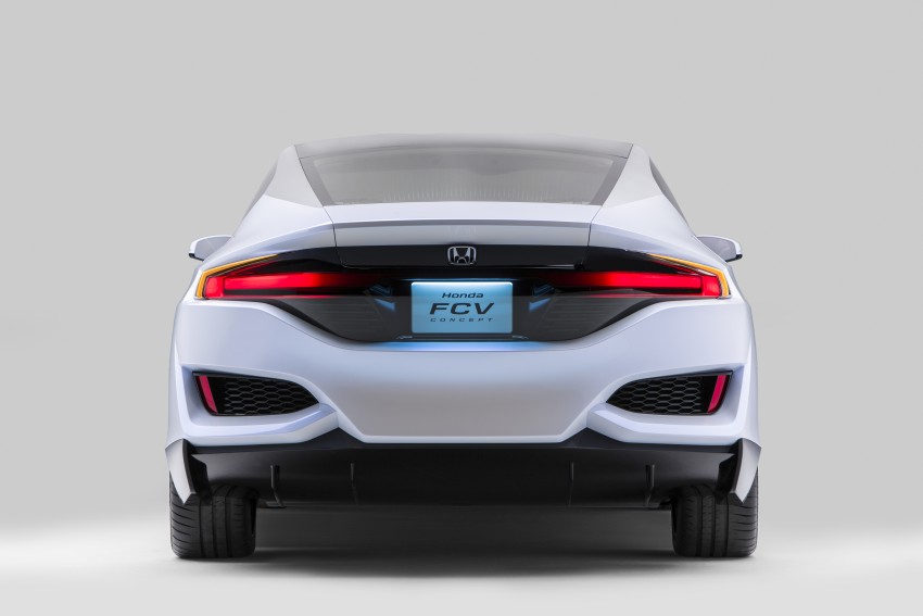 Honda FCV concept makes its North American debut 303278