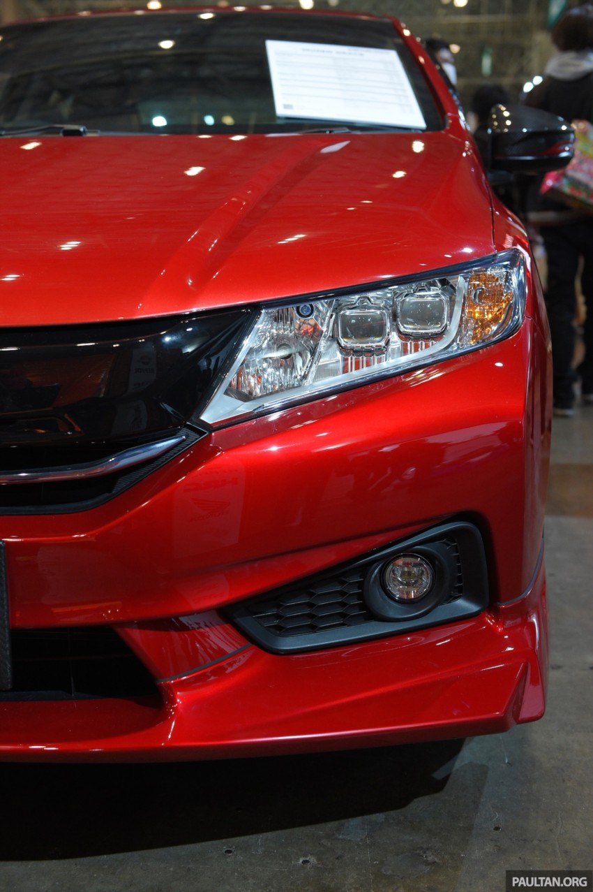 Mugen shows off pimped up Honda Grace (City Hybrid) at 2015 Tokyo Auto Salon 301977