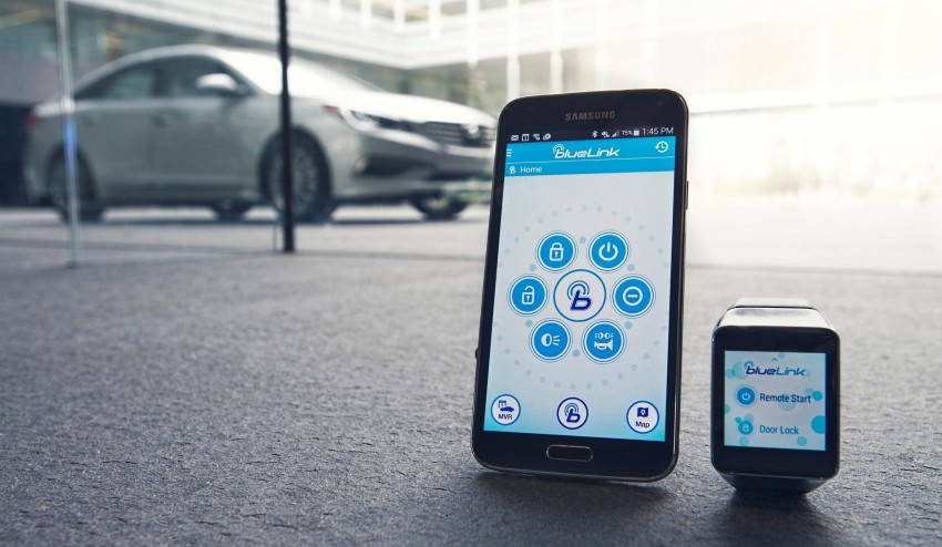 Hyundai debuts Blue Link smartwatch app at CES 2015 300685