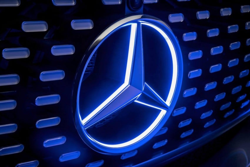 Mercedes-Benz teases autonomous driving concept 299958