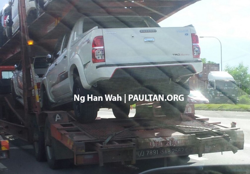 Toyota Hilux TRD Sportivo spotted on trailer in Sabah 300048