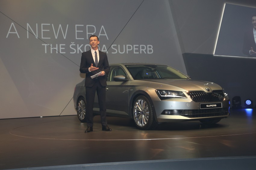 2015 Skoda Superb unveiled – bigger, better inside out 312851