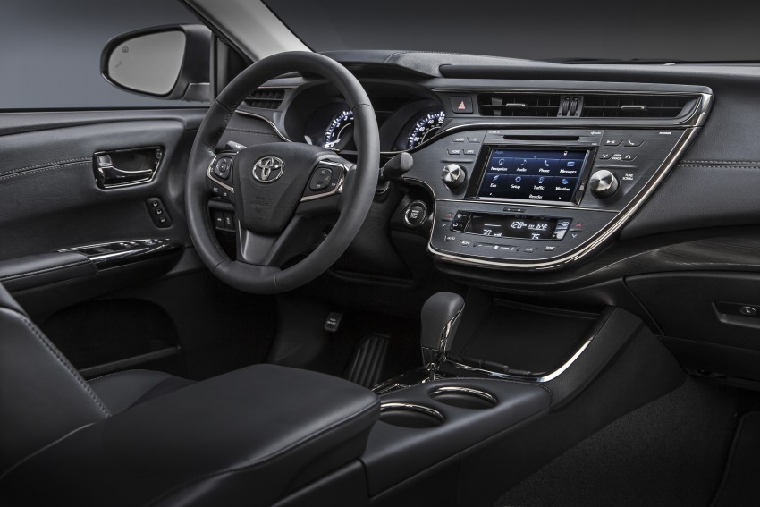 Toyota Avalon facelift spiffs up for Chicago 2015 debut 311804