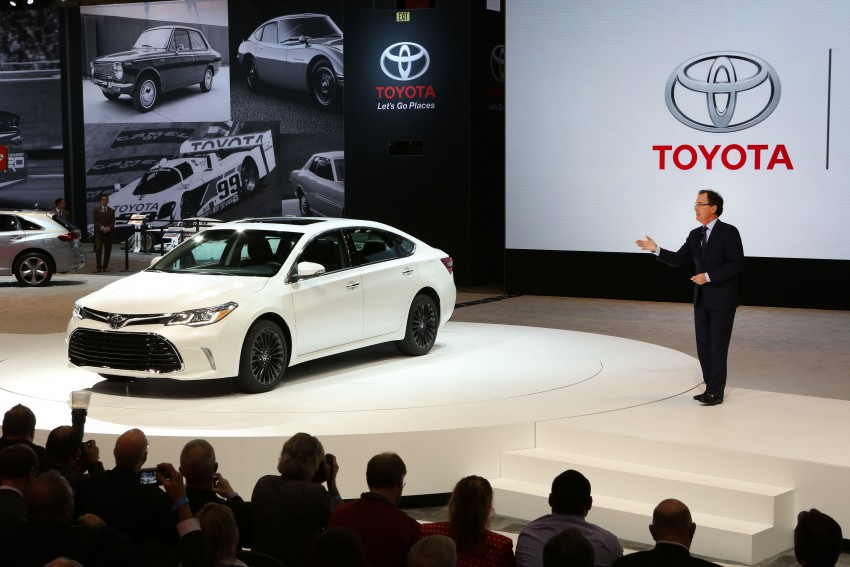 Toyota Avalon facelift spiffs up for Chicago 2015 debut 311795