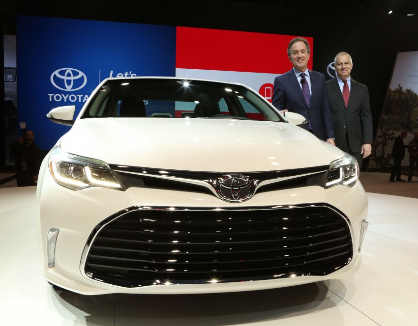 Toyota Avalon facelift spiffs up for Chicago 2015 debut 311796