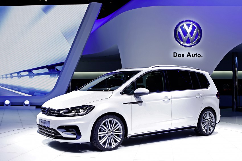 Volkswagen Touran – third-gen makes Geneva debut 316088